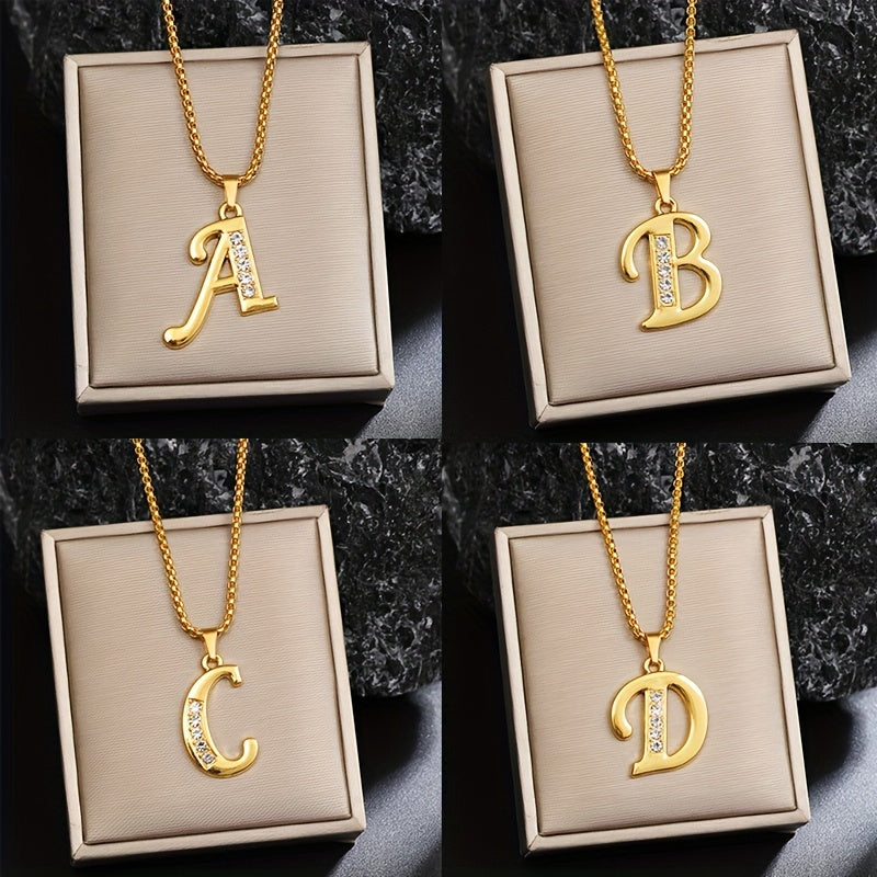 Collar con inicial y detalle de cristal | Oro