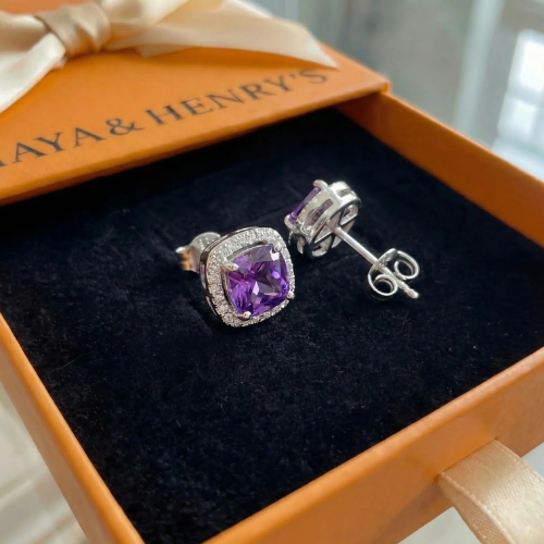 Aretes de botón con amatistas y pavé | Oro blanco