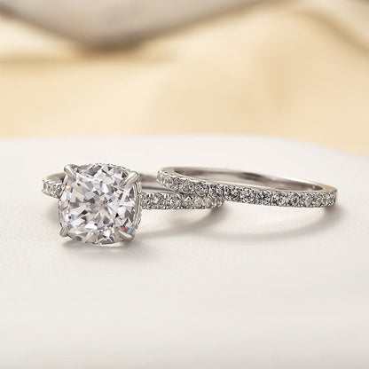 Juego de anillos Bridal Cushion de 2 piezas | Oro blanco