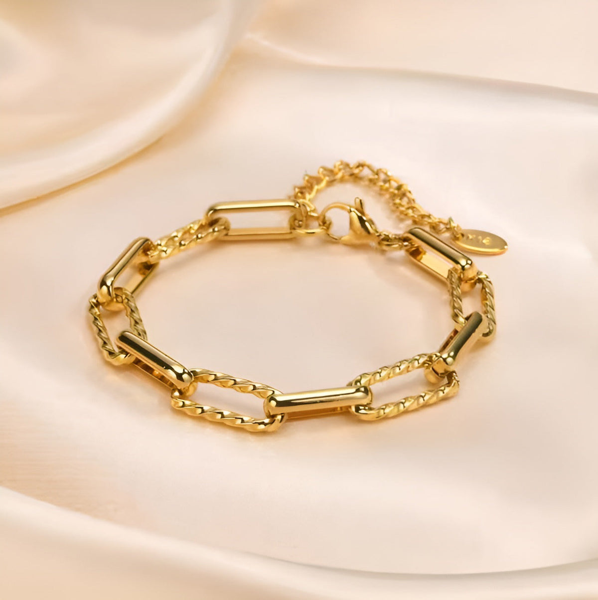 Pulsera Lorielle de eslabones gruesos | Oro
