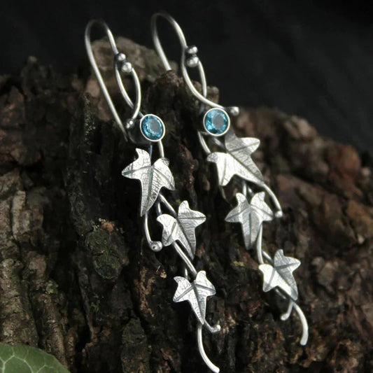 Aretes de elfo de hoja antiguos | Oro blanco