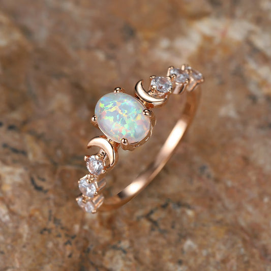 Anillo de ópalo y luna creciente | Oro rosa